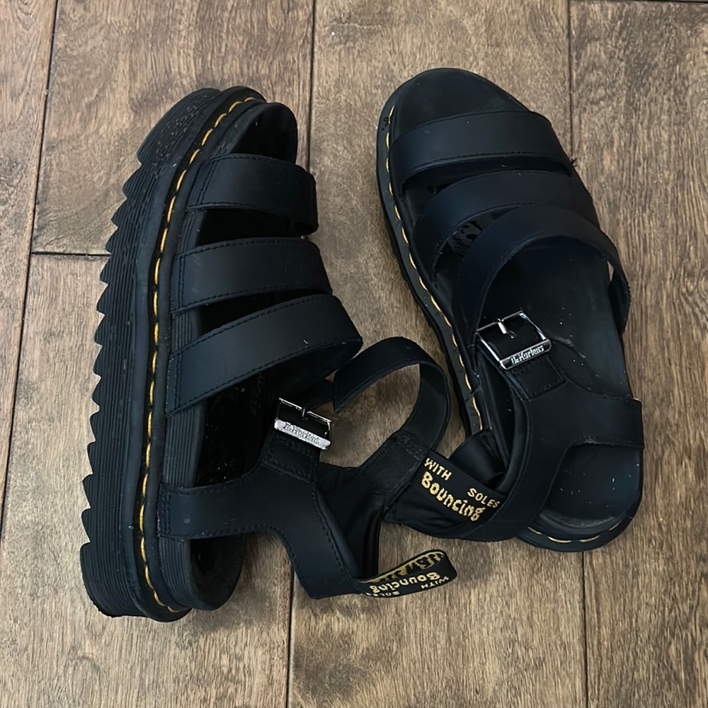 Black Dr Marten sandals